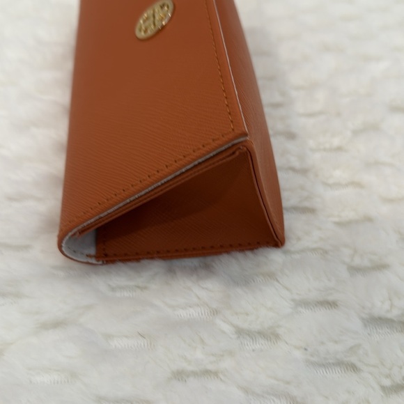 Tory Burch Case-Authentic-NEW - Picture 5 of 12